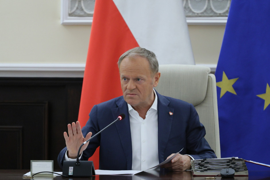 Miało być 2000 zł bez względu na dochód dla wszystkich. Rząd ustalił dziś nowe zasady