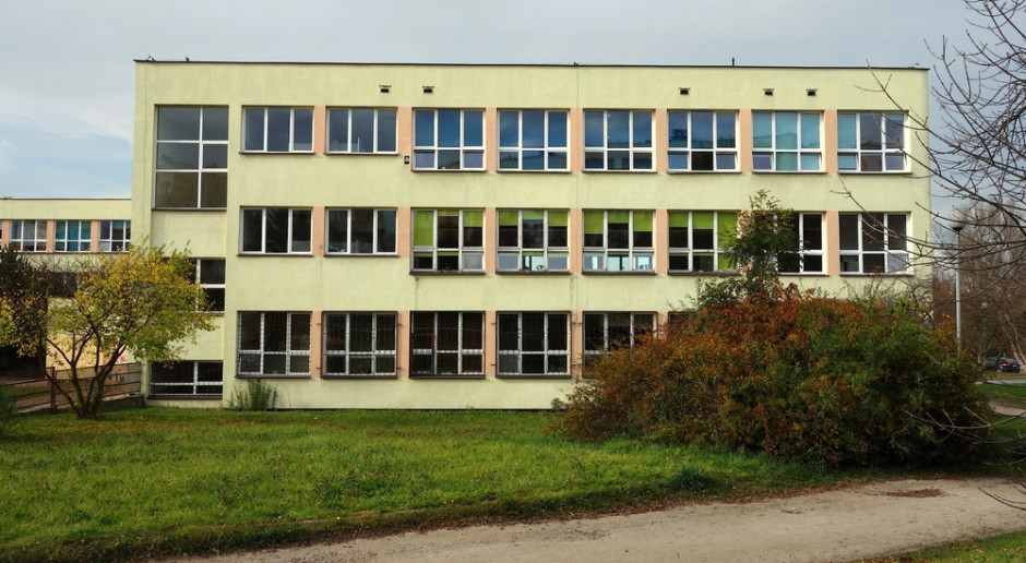 "Działają gdzieś na marginesie". Powstał pierwszy w Polsce raport o szkołach przyszpitalnych