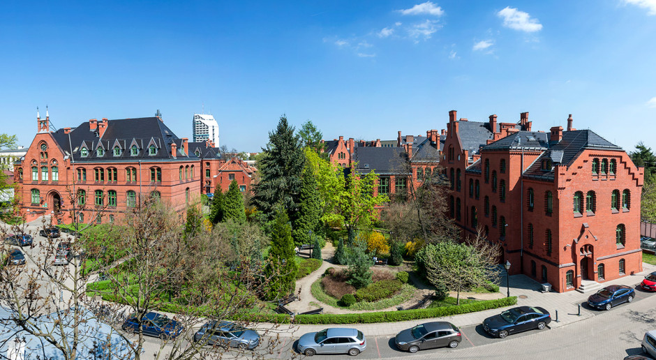 Uniwersytet Medyczny we Wrocławiu uruchamia nowe bezpłatne studia. W kwietniu pierwsze zajęcia