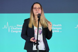 Zawisza sulla riduzione dei contributi sanitari: un'infermiera con il salario minimo pagherà più di un medico