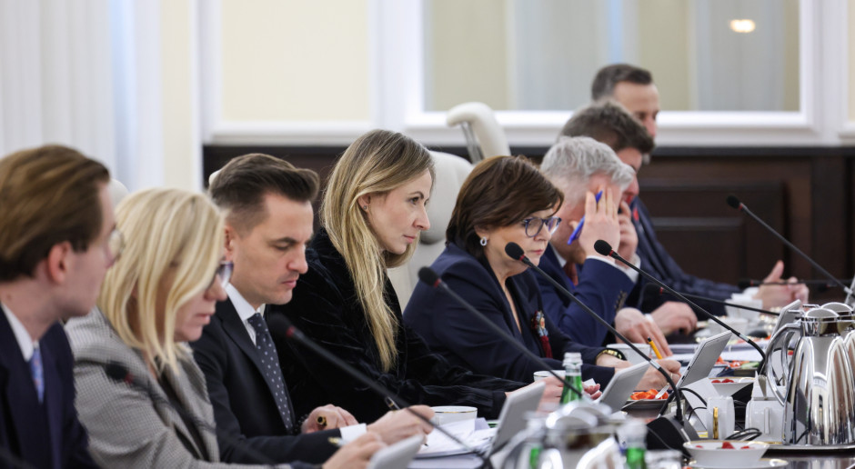 Okrojony projekt reformy szpitali jutro na Radzie Ministrów. Opóźni się wprowadzenie e-DILO