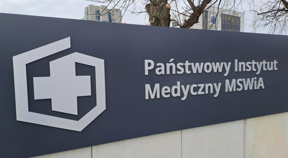 Służby specjalne oraz resort zdrowia z kontrolą w szpitalu MSWiA. Chodzi o dopłaty do zabiegów robotowych