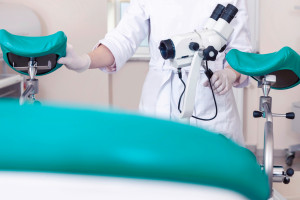 Beëindiging bij 36 weken zwangerschap. De Commissaris voor de Mensenrechten vraagt ​​het Ministerie van Volksgezondheid en het Openbaar Ministerie om informatie