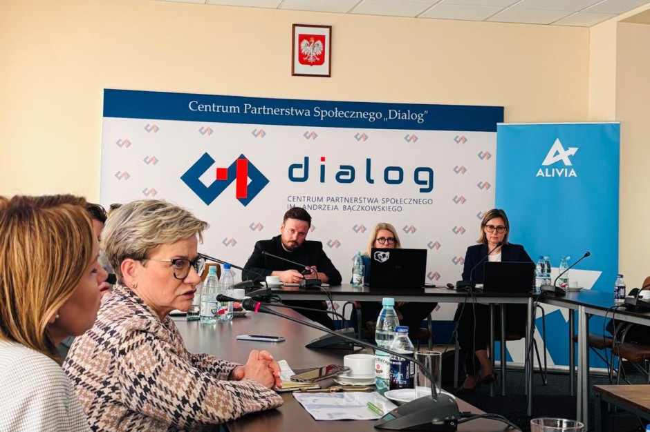"Pracownik zapłaci 100 proc. więcej niż szef". 30 organizacji apeluje o odrzucenie obniżenia składki zdrowotnej