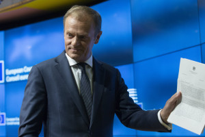 Eles querem padrões de ruído mais rigorosos, escrevem a Tusk. Proibição de conversas em voz alta e portas batendo