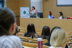 ¿Qué sabemos del lado más oscuro de la partería? Se organizó una importante conferencia en la UMB