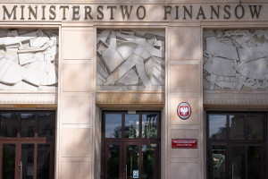 The Ministry of Finance is unyielding. It blocks money for positions in key institutions