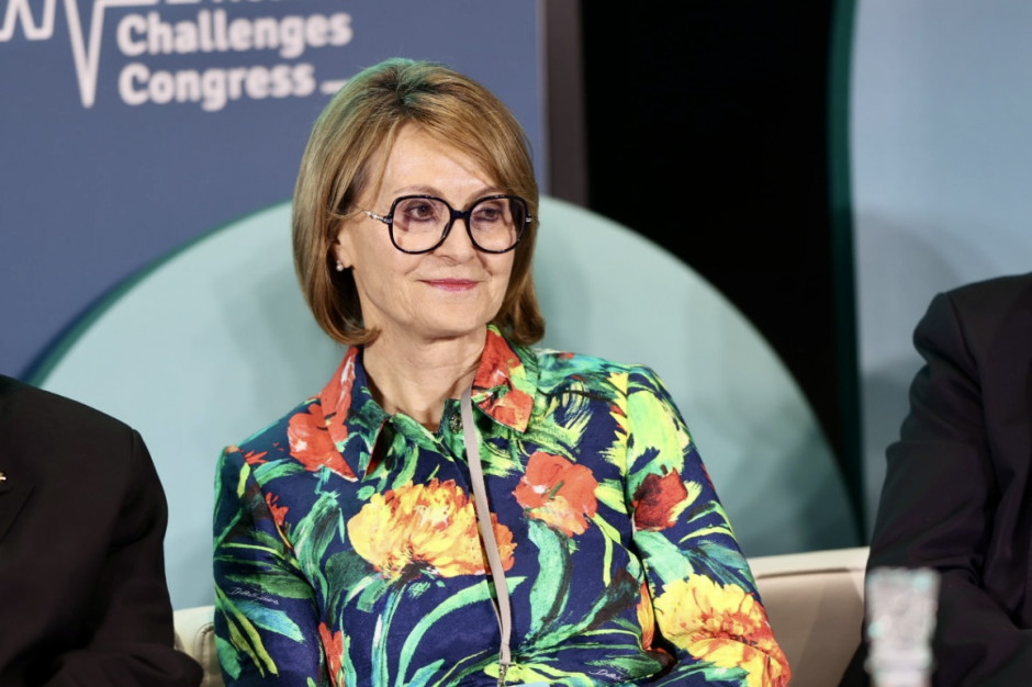"Zdrowie kobiet wyłączone spod jurysdykcji rządowych". Prof. Ewa Wender-Ożegowska ekspertką Forum Zdrowia Kobiet
