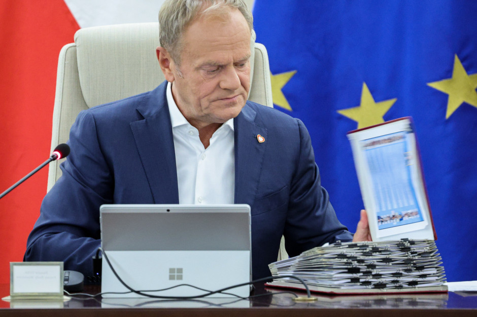 Osoby powyżej 65 lat wykluczone. Są duże zastrzeżenia do nowego wsparcia od rządu