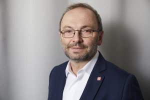 Naar een fysiotherapeut na ziekteverlof? Nieuwe consultant: deze mening wordt gedeeld door minstens 10 landen in Europa