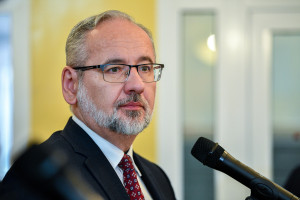 Voormalig minister van Volksgezondheid keert terug naar de rechter. Adam Niedzielski accepteert het vonnis in de spraakmakende zaak niet