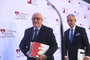 De Nationale Kiescommissie maakte de officiële verkiezingsuitslagen bekend. Zo stemden de Polen op 18 mei