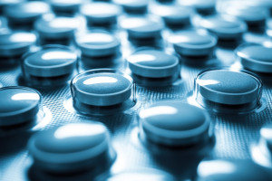 Het eerste symptoom is vermoeidheid en geheugenproblemen. Ernstig tekort treft de hersenen