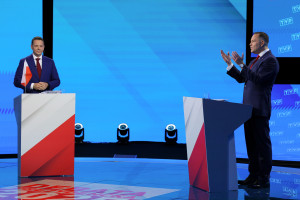 Privatização versus liquidação. Trzaskowski e Nawrocki sem detalhes sobre assistência médica. Houve um tópico sobre o Fundo Nacional de Saúde
