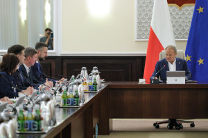Sejm'in özel oturumunda hükümete güven oyu. Başbakan tarihi duyurdu