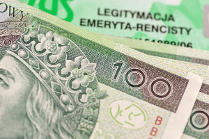 ¿Se acabó esperar al cartero? La forma de pagar las pensiones está cambiando.