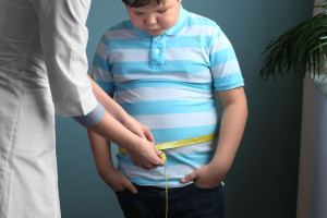 Epidemia de obesidade infantil. Os governos locais receberam