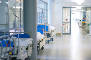 Los hospitales se preparan para una protesta. El primer paso es una manifestación frente al Ministerio de Salud.