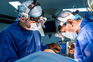 Nie reagowali na leki, przeszli operację mózgu. Rewolucja w neurologii