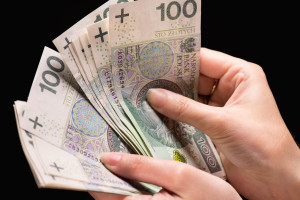 ZUS has been issuing decisions for 8 days. New benefit payments in July