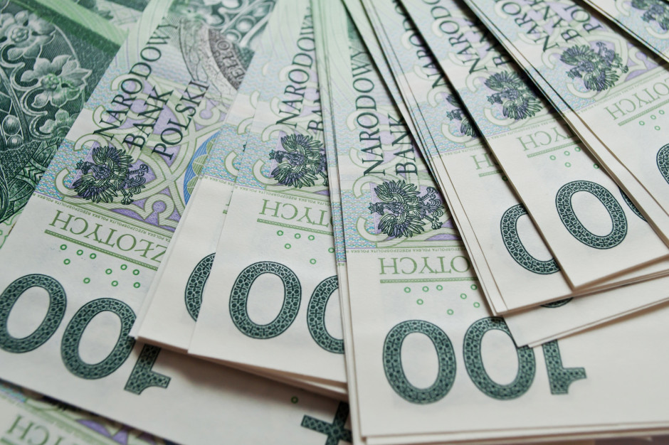 518 zł premii za staż. Ważne zmiany już obowiązują