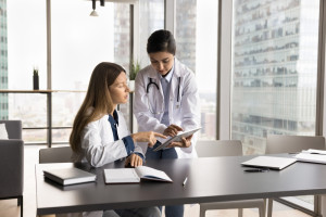 La medicina del trabajo digital será una realidad. El Ministerio de Salud está implementando la documentación digital como parte del KPO.