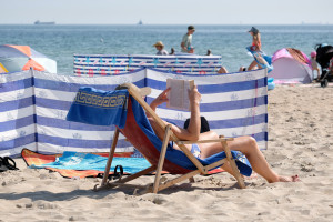 Ora altri 9 giorni. Più 21 giorni per questo gruppo. Fine delle regole note sulle ferie.
