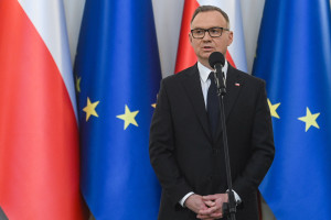 A obrigação onerosa acabou. O presidente Andrzej Duda sancionou uma nova lei.