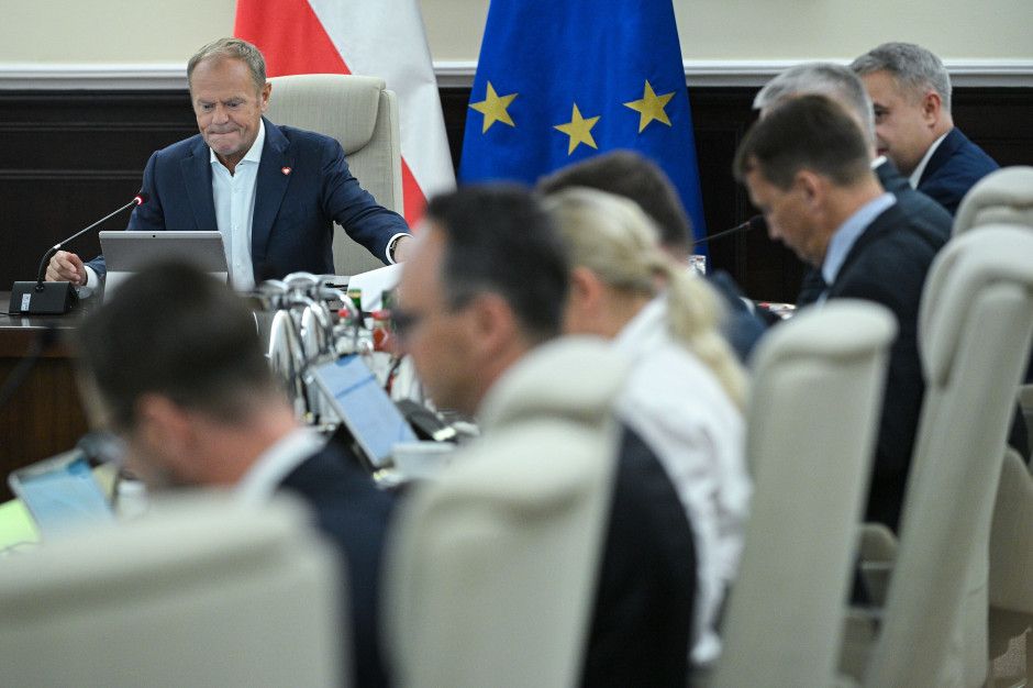 Na stole: nie mniej niż 4806 zł. 15 września musi być decyzja. A może już dziś?