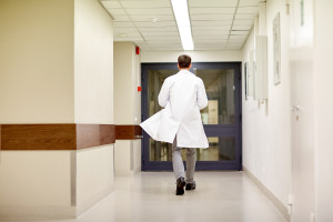 An invoice for 300,000 złoty. Doctors' salaries were checked – who earns the most and who the least?