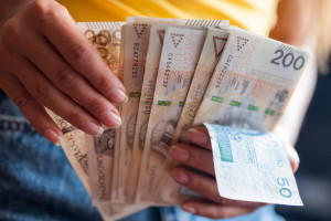 PLN 1.878 per maand van ZUS. Nieuwe regels vanaf 2025.