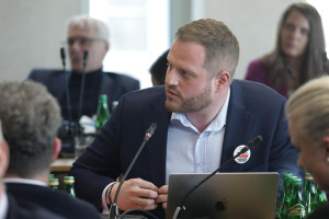 Cieszyński: the Prime Minister sent an experienced firefighter to the fire at the Ministry of Health