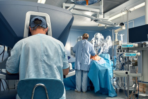 Existe una contrapropuesta para bajar los precios de los procedimientos robóticos en el cáncer de próstata