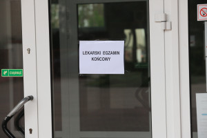 %150'ye kadar. Öğrenciler ve mezunlar, bir sonraki LEK ve LDEK başvuruları için pahalı bir bedel ödeyecekler.