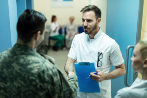 Una de las últimas decisiones de Leszczyna: hay un plenipotenciario para la cooperación con los hospitales del Ministerio de Defensa Nacional