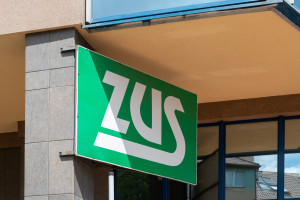 Applications close on August 31st. PLN 1,000 in benefits per month.