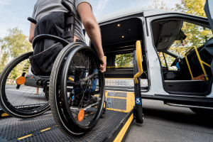 Uma mudança importante foi introduzida em relação aos cartões de identificação para pessoas com deficiência.