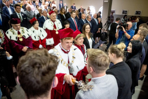 Powstaje nowa politechnika. Kształci m.in. inżynierów robotyki i pielęgniarki