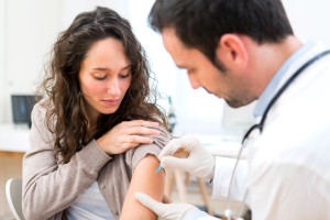 Het aantal vergoede vaccinaties dat bij apotheken verkrijgbaar is, wordt uitgebreid. Wijzigingen per 18 augustus.