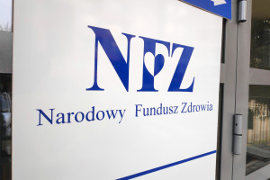 Wijzigingen in de wetgeving met betrekking tot behandeling in het buitenland en bijdragen. Het Nationaal Zorgfonds vergoedt altijd, terwijl de Sociale Verzekeringsbank (SVB) de kosten inhoudt.