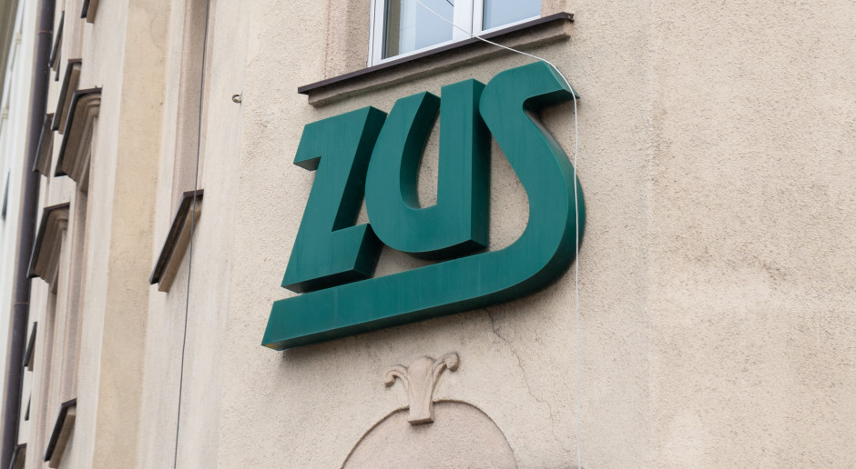 Emerytura co Kwartał? ZUS Oszczędza, Ale Czy To Dobre Dla Emerytów?