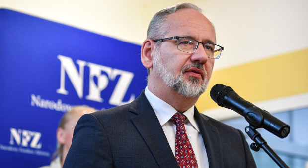 "Śmierć zdrajcom ojczyzny". Pobity były minister zdrowia opisał przebieg skandalicznego ataku