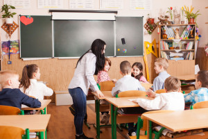 Primeiros dados sobre educação em saúde. Verificação do nível de preparação das escolas.
