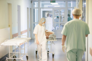Os hospitais aguardavam essas regulamentações. Um projeto de regulamento sobre programas de recuperação já está disponível.