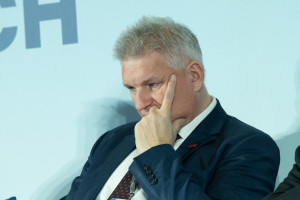 Vice-ministro da Saúde: a dívida dos hospitais distritais aumentou em 60%.